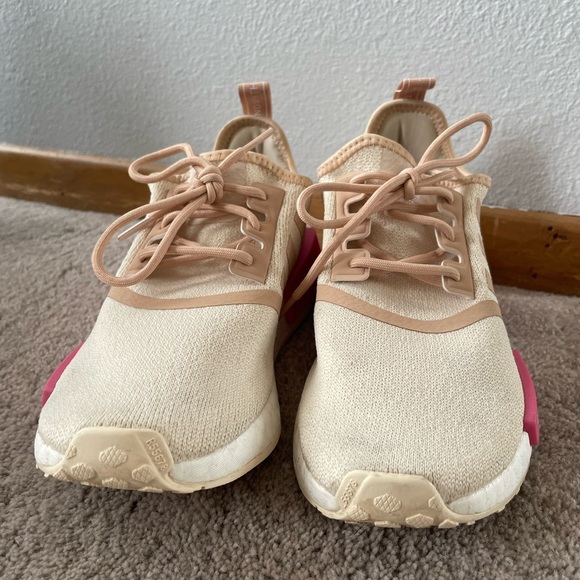 Adidas - Picture 2 of 5